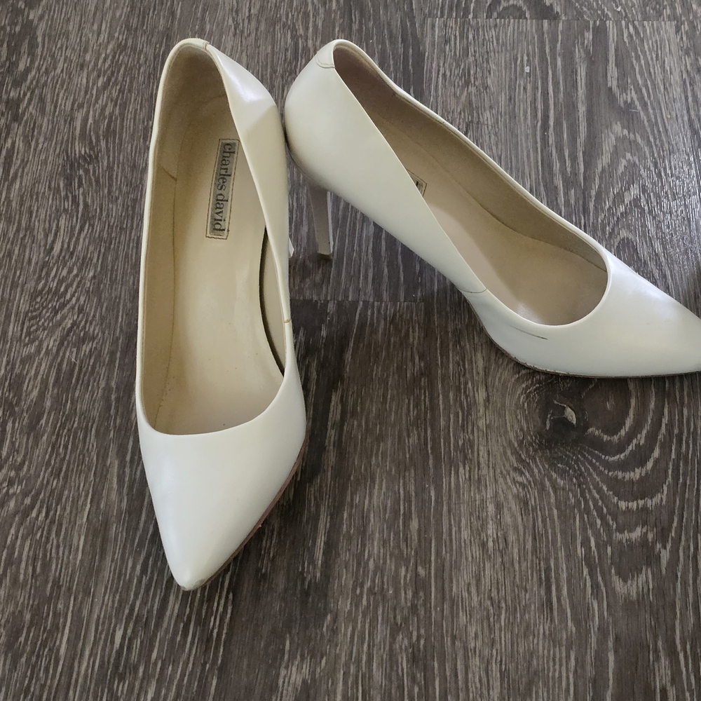 Charles David White Pointed-Toe Stiletto Pumps